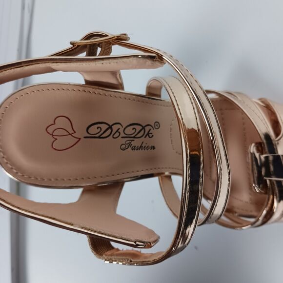 Rose Gold Platform Heels Size 6.5  New DbDk "Inspire" - Picture 2 of 10